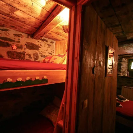 Chalet Lo Soli تينْيِ