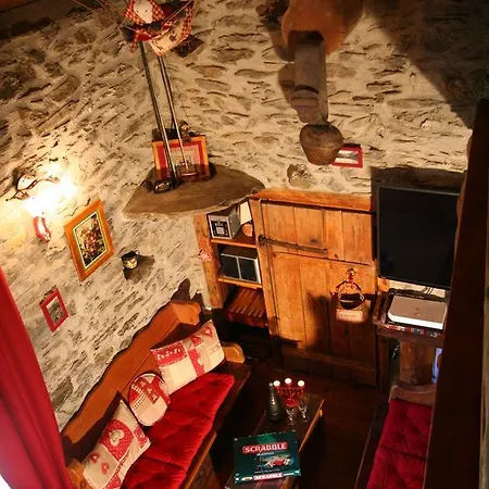 شاليه Chalet Lo Soli تينْيِ